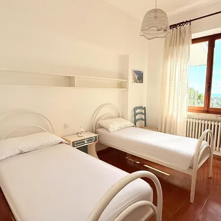 Vista Mare A Numana - N147 مارشيللي